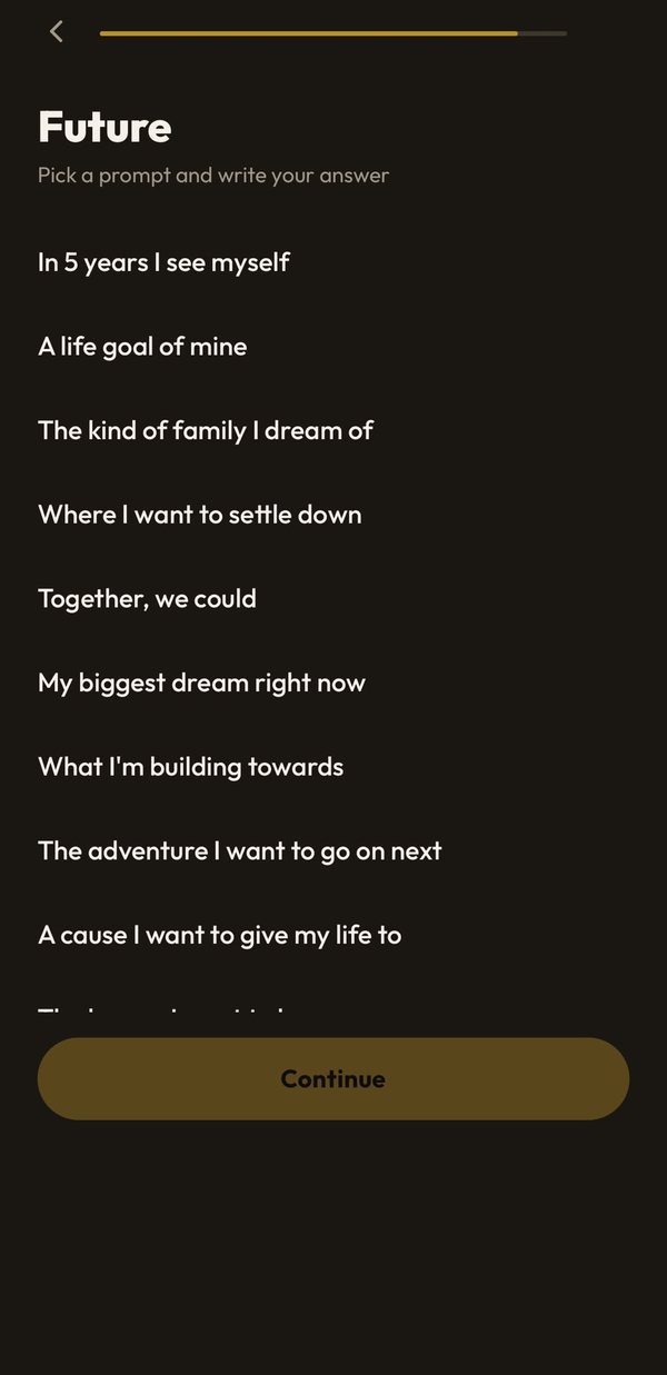 Profile prompts about the future, such as In 5 years I see myself and The kind of family I dream of
